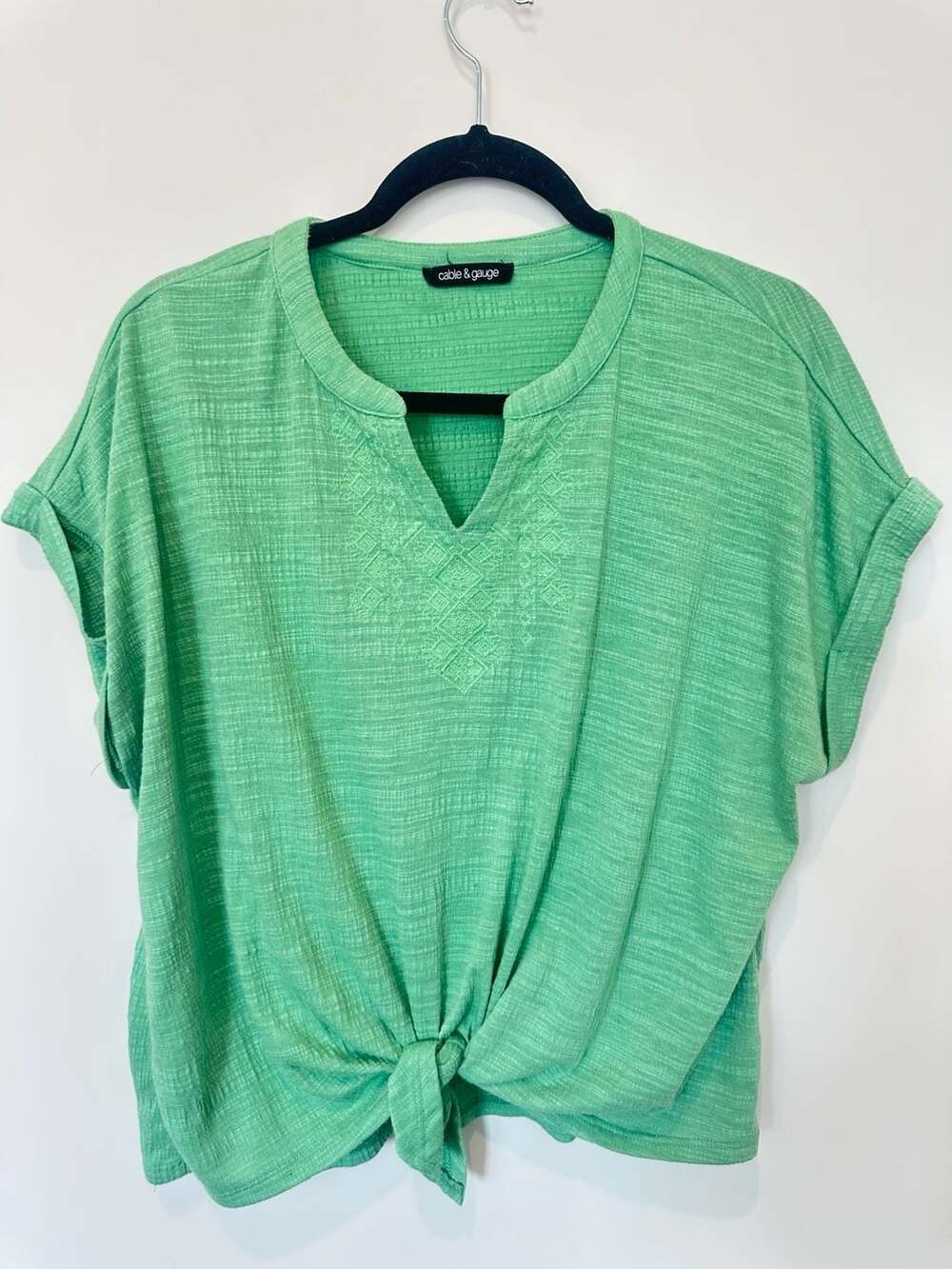 cable & gauge Green Short Sleeve Textured Tie-Front Embroidered V-Neck Top